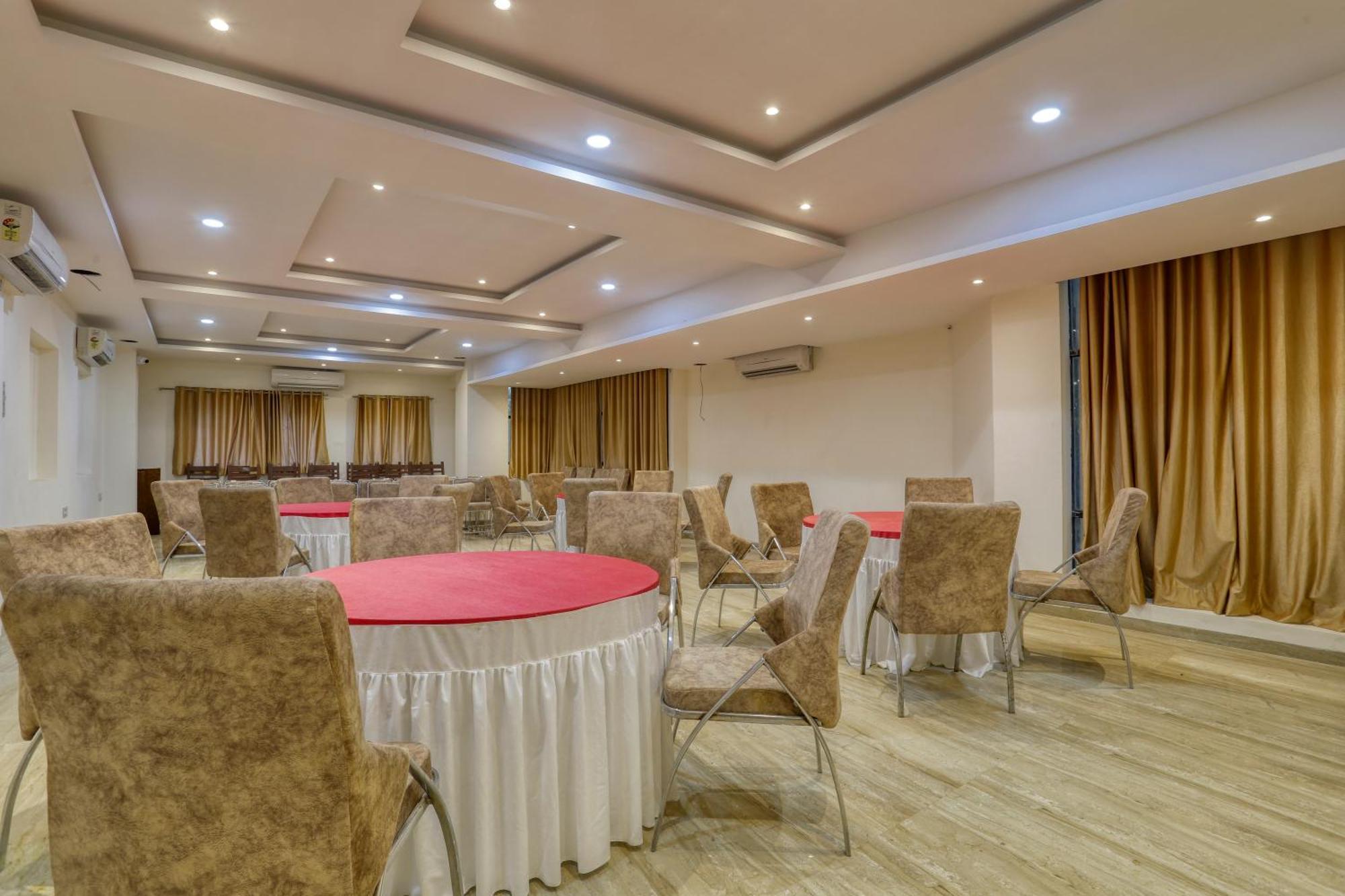 Soonstay Hotel Konark Indore Exterior photo